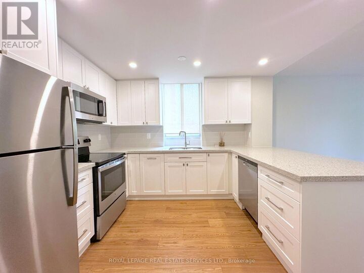 Property Photo:  165 La Rose Avenue 301  ON M9P 3S9 