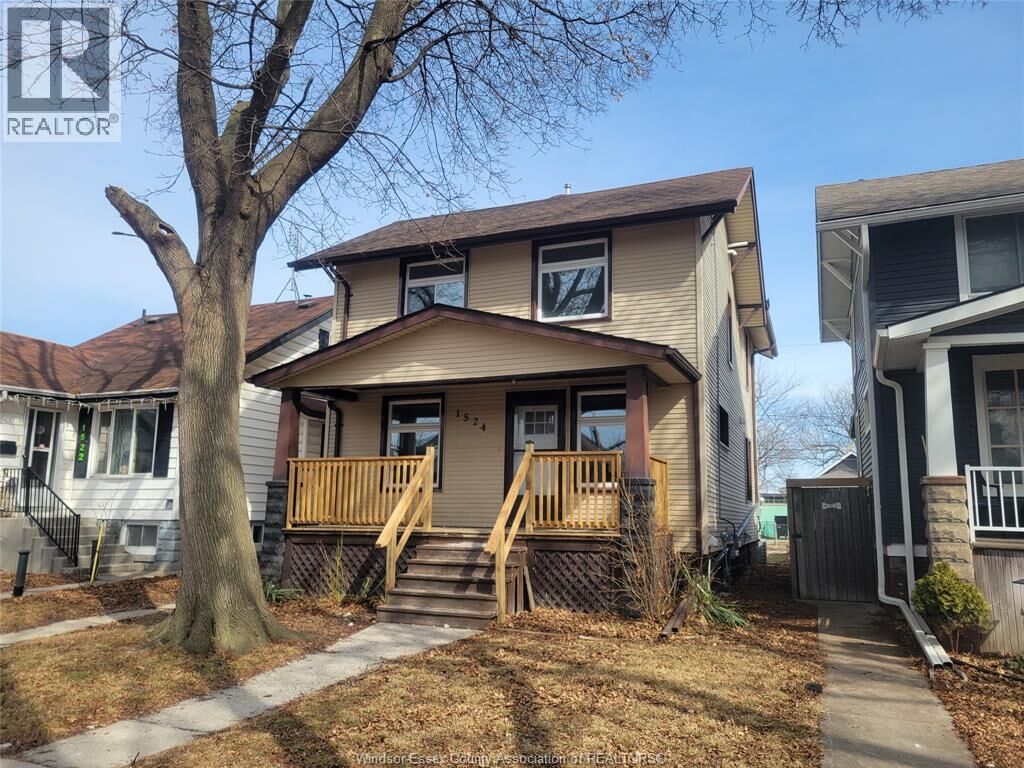Property Photo:  1524 Lincoln Upper  ON N8Y 2J4 