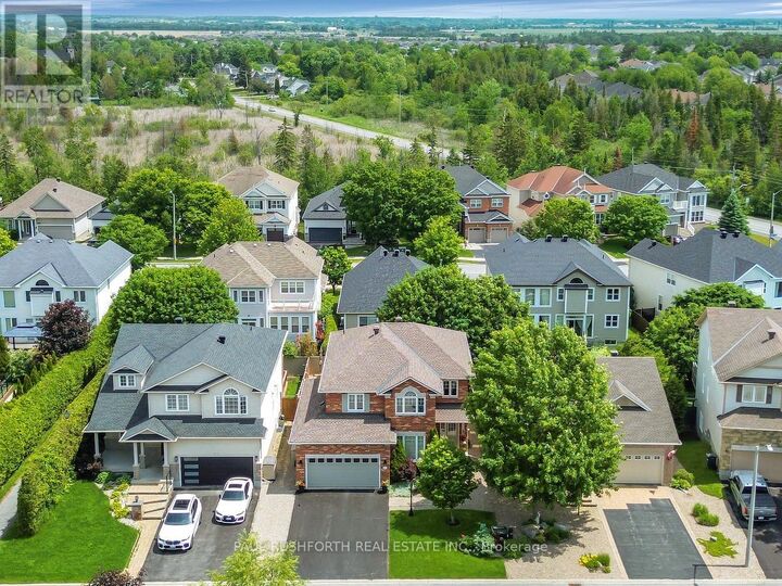 Property Photo:  504 Landswood Way  ON K2S 0A5 