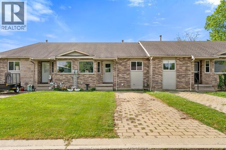 Property Photo: 142 Lamarsh Street ON N0P 2P0