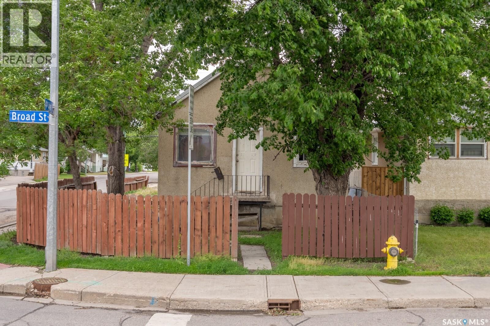 Property Photo: 201 Broad Street SK S4R 1X1