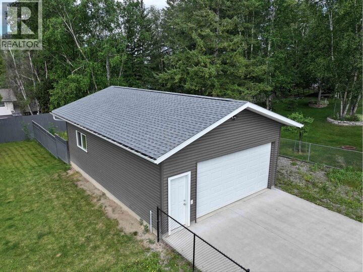 Property Photo:  241 Enemark Road  BC V2J 4G8 