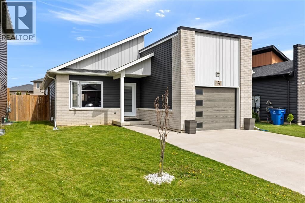 Property Photo:  171 Moonstone  ON N7M 0S1 