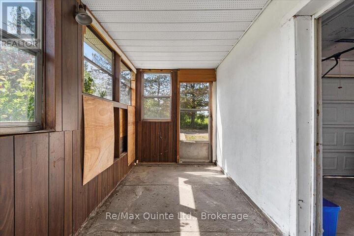 Property Photo:  20 County Road 17  ON K0K 2T0 