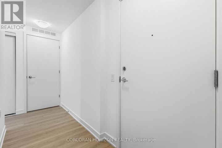 Property Photo: 7439 Kingston Road 504 ON M1B 0G1