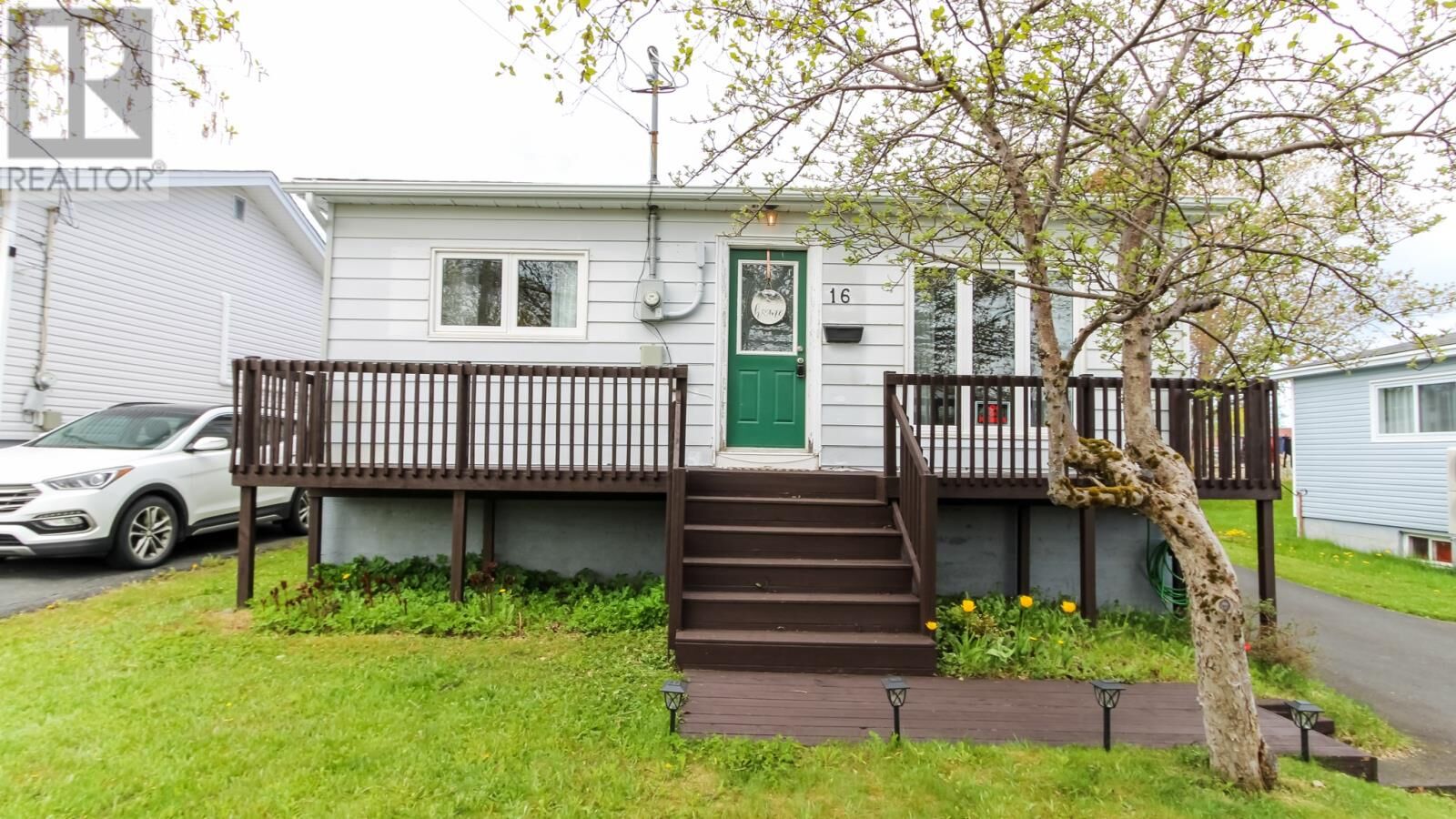 Property Photo:  16 Jersey Avenue  NL A1N 1T9 