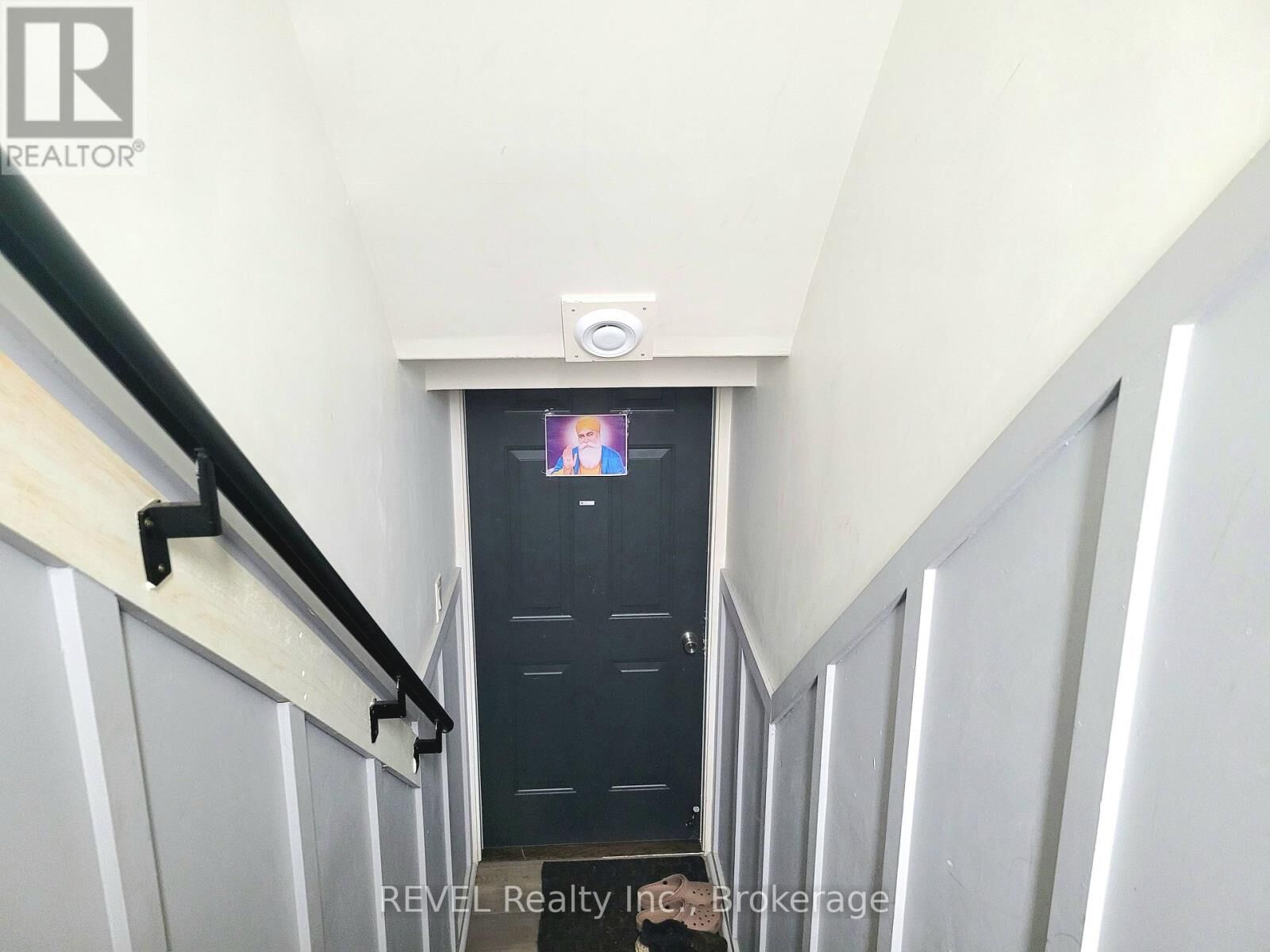 Property Photo: 5675 Peer Street ON L2G 1W9