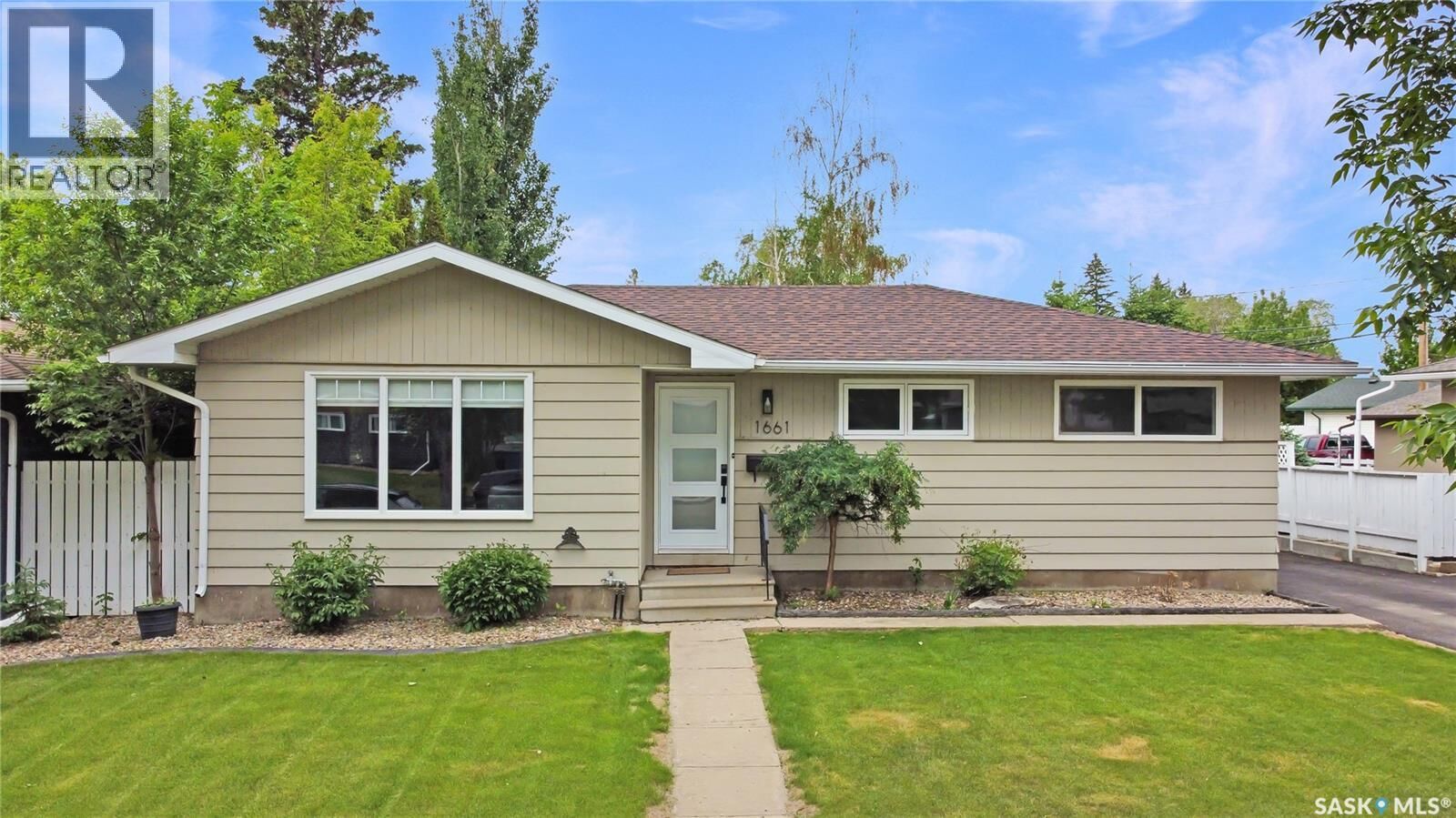 Property Photo:  1661 91st Street  SK S9A 0A3 