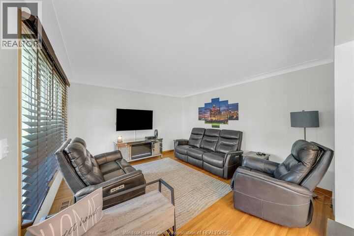 Property Photo:  2471 Chandler Road  ON N8W 4A7 