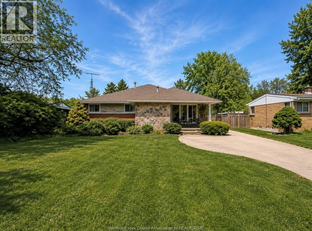 Property Photo:  3740 Dominion  ON N9E 2P3 