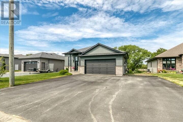 Property Photo:  16 Montee Genereux Street  ON P0M 1L0 
