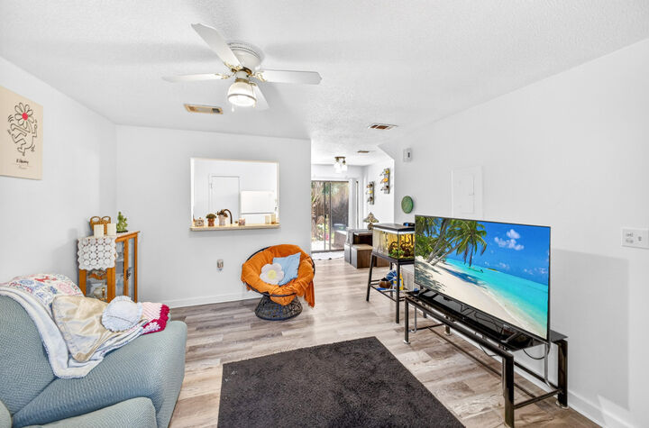 Property Photo: 710 Legion Drive B5 FL 32541