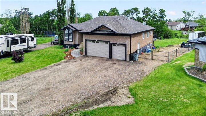 Property Photo:  3705 50 Street  AB T0A 1N0 