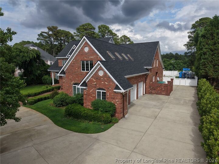 Property Photo: 105 Great Oaks Drive NC 28303