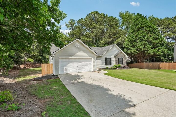 Property Photo:  2782 Wilding Green Lane  GA 30019 