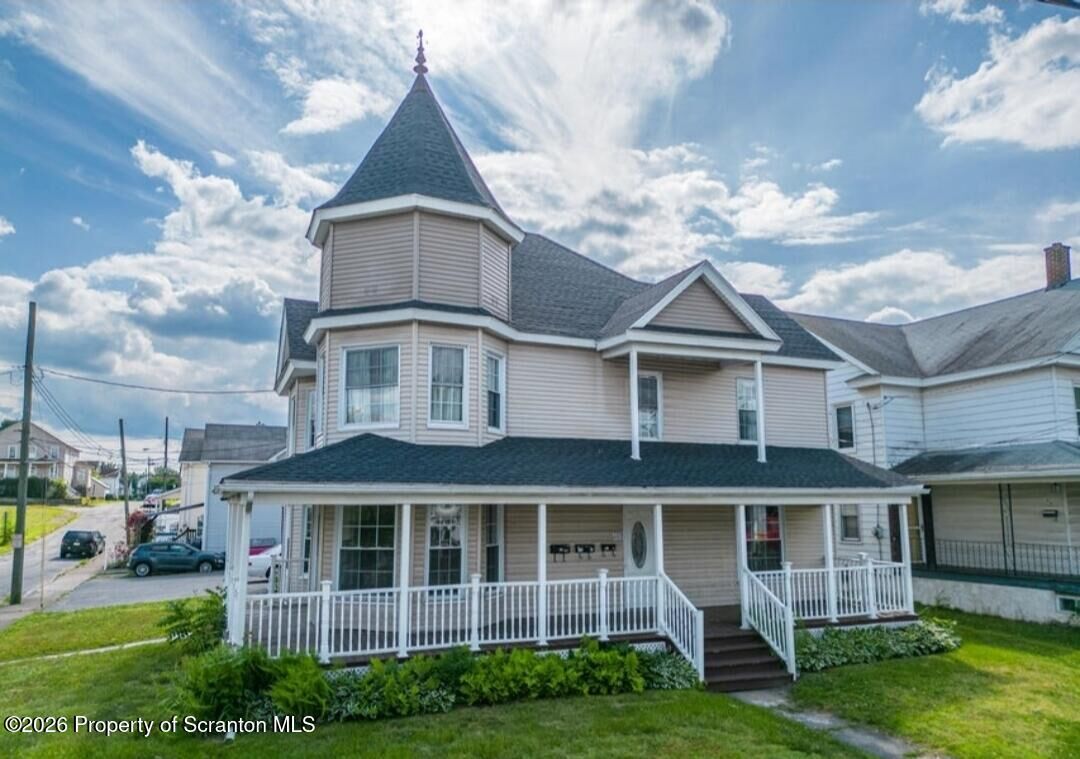 Property Photo:  452 W 8th Street 2  PA 18644 