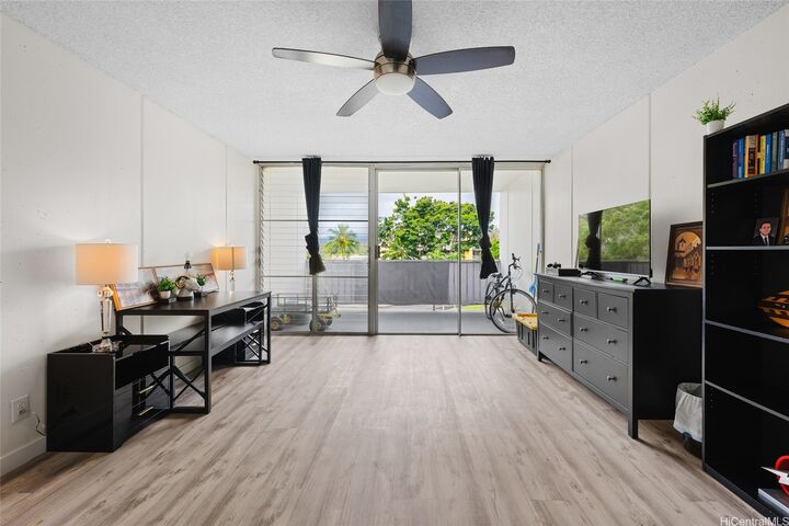 Property Photo:  95-2047 Waikalani Place D404  HI 96789 