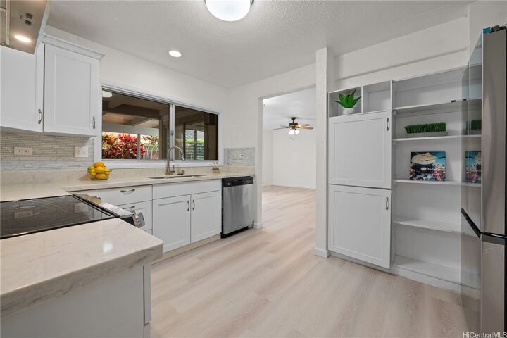 Property Photo:  7544 Mokunoio Place  HI 96825 