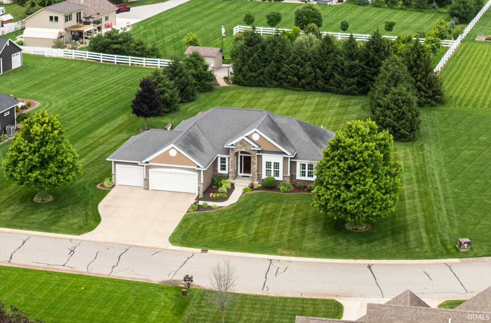 Property Photo:  69219 Woodridge Court  IN 46553-9807 