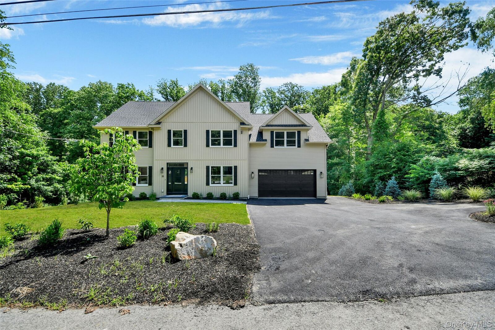 Property Photo:  35 Shady Brook Lane  NY 10567 