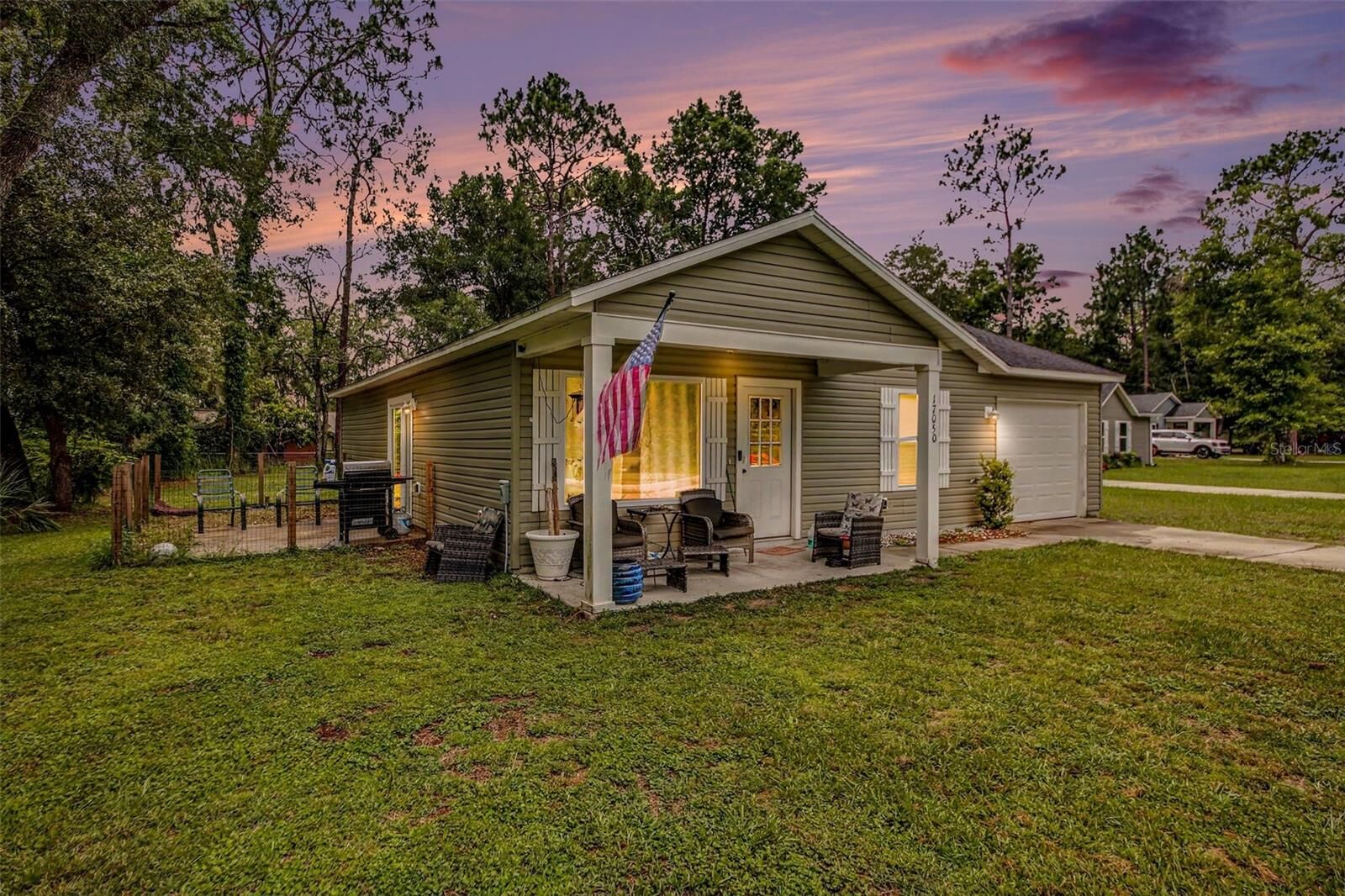 Property Photo: 17050 SE 60th Street FL 32179