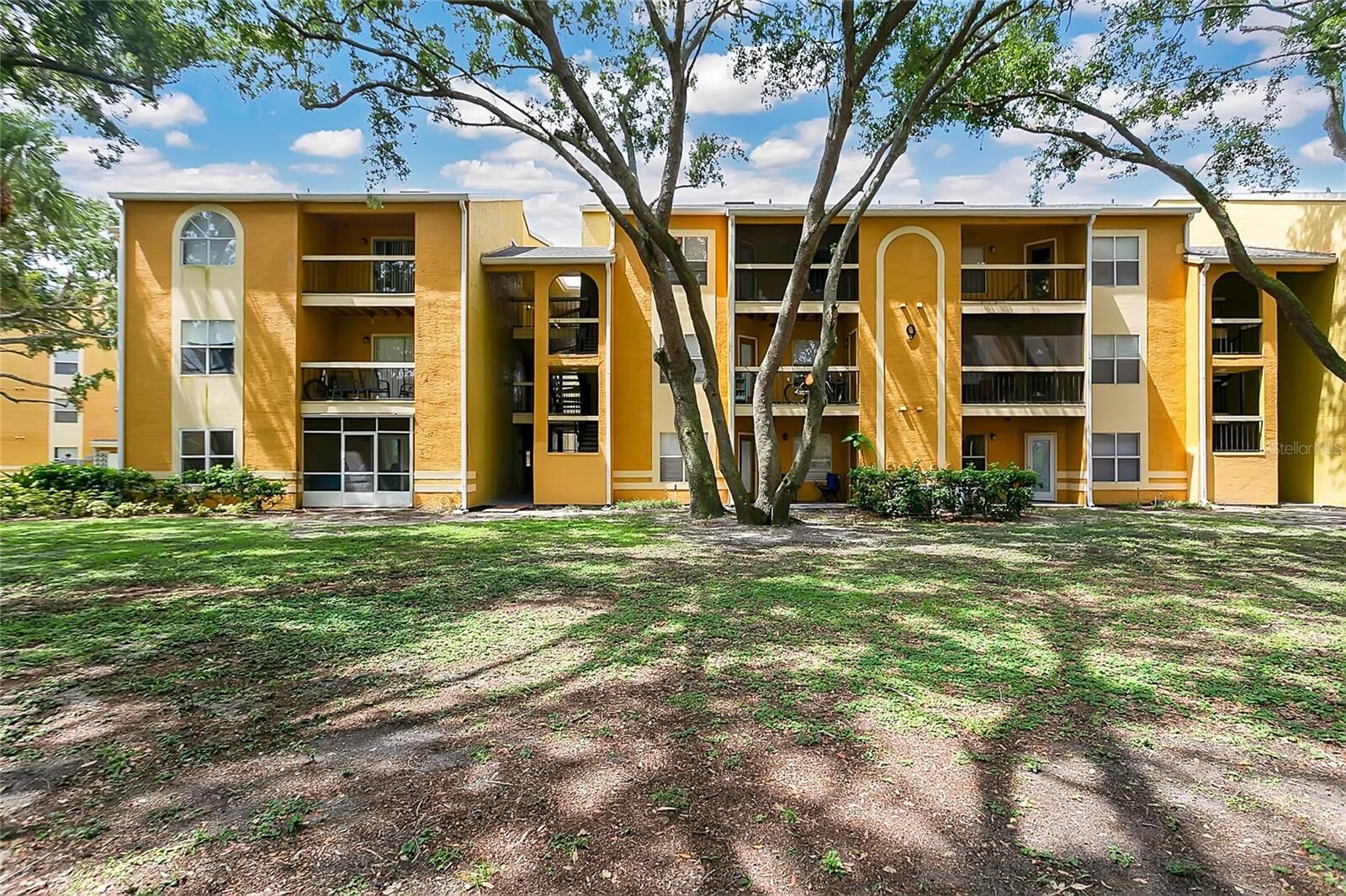 Property Photo: 5263 Images Circle 306 FL 34746