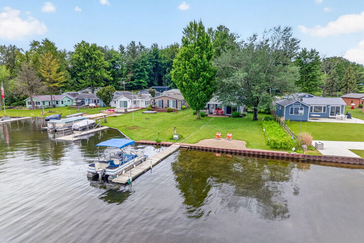 Property Photo:  5420 Timberbend Road  MI 49679 