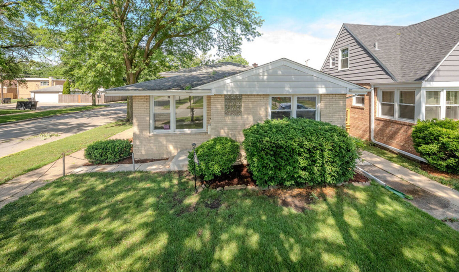Property Photo:  1944 S 15th Avenue  IL 60155 