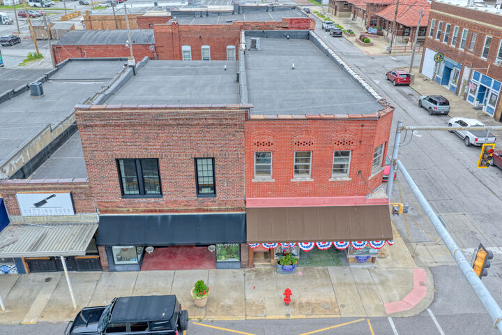 Property Photo:  1302 &Amp1306 Walnut Street  IL 62966 