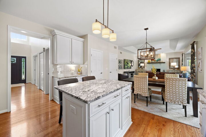 Property Photo: 2679 Freeland Circle IL 60564