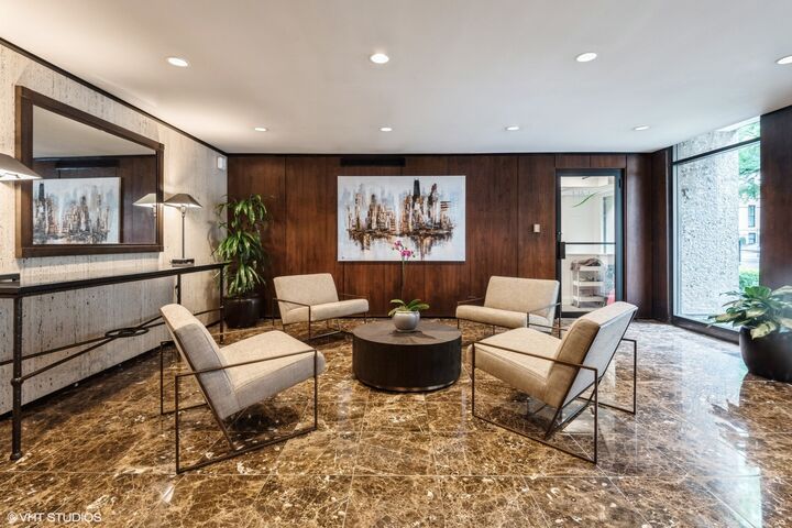 Property Photo: 1 E Scott Street 1412 IL 60610