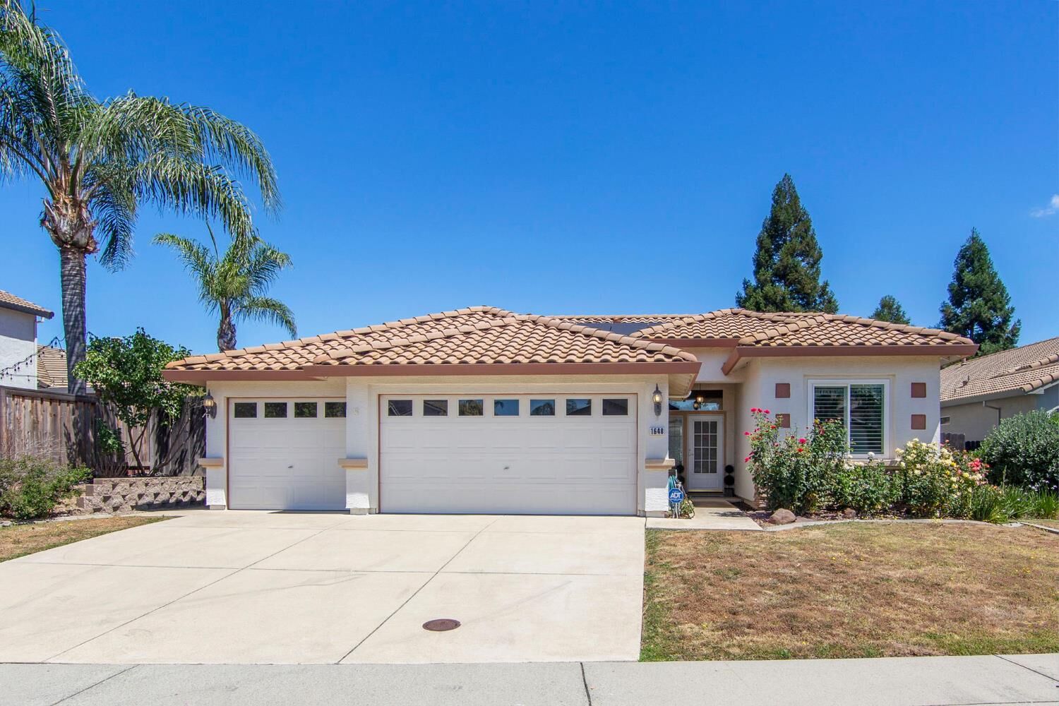 Property Photo:  1648 Corbridge Drive  CA 95747 