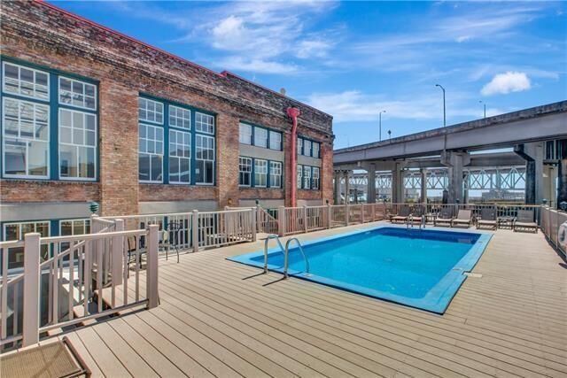 Property Photo:  1111 S Peters Street 218  LA 70130 