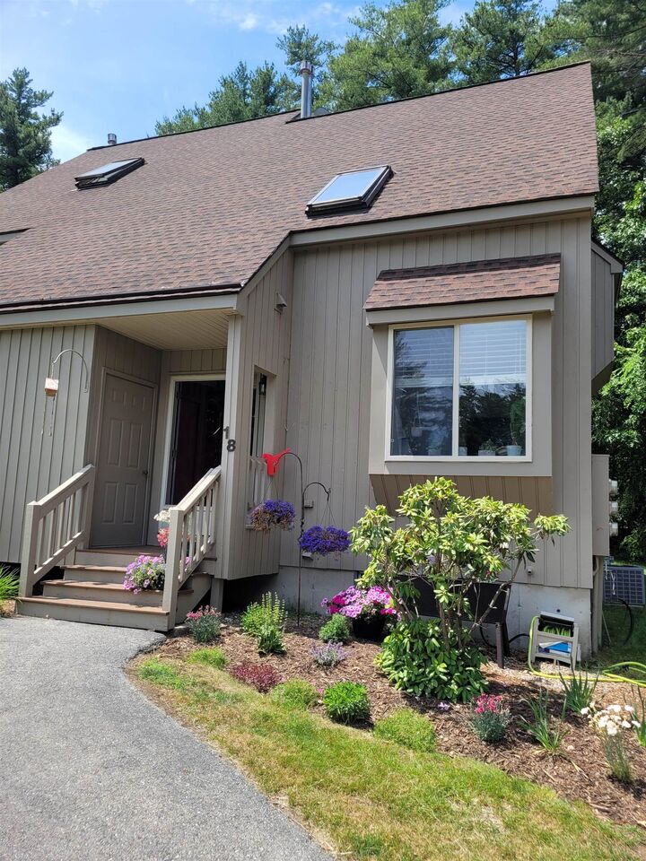Property Photo: 18 Suffolk Court NH 03110