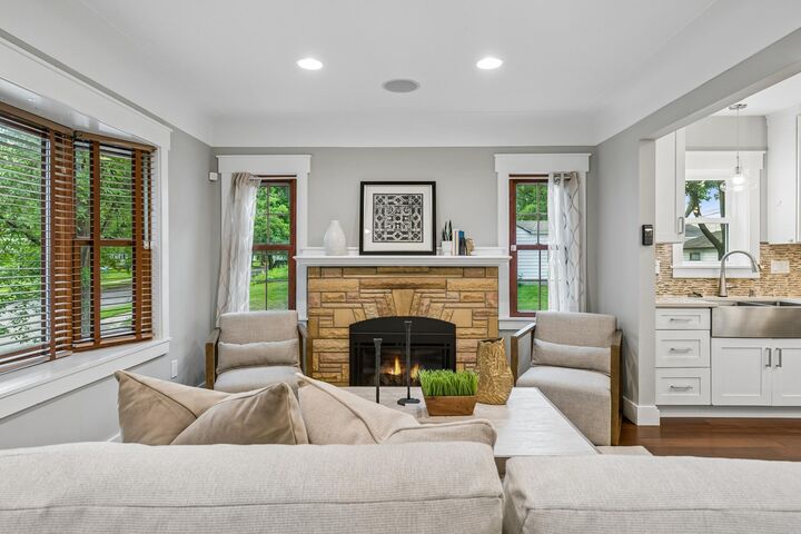 Property Photo:  4160 Utica Avenue S  MN 55416 