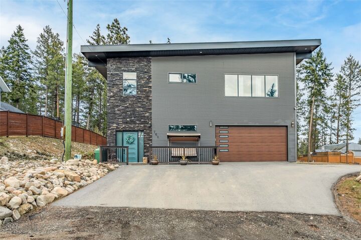 Photo de la propriété: 761 Fairbridge Road BC V1Z 3W3