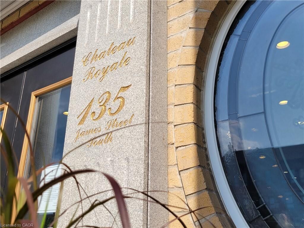 Property Photo:  135 James Street S 214  ON L8P 2Z6 
