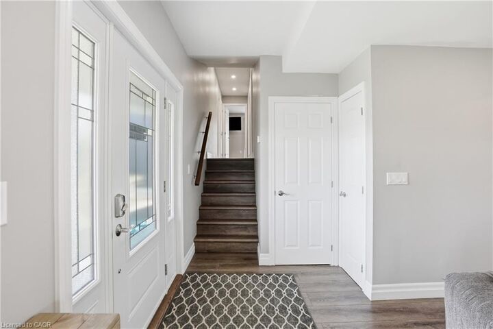 Property Photo:  11404 Lakeshore Road Upper  ON L3K 5V4 