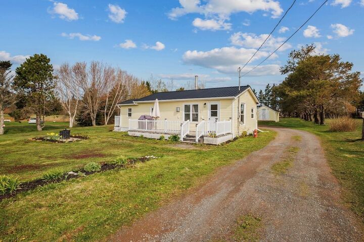 414 Lower Rollo Bay Road — photo 1