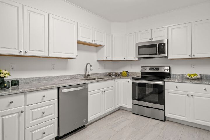 Property Photo:  20 Hammond Pond 302  MA 02459 