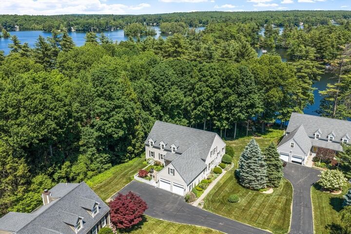 Property Photo: 10 Iris Ct 10 MA 01462
