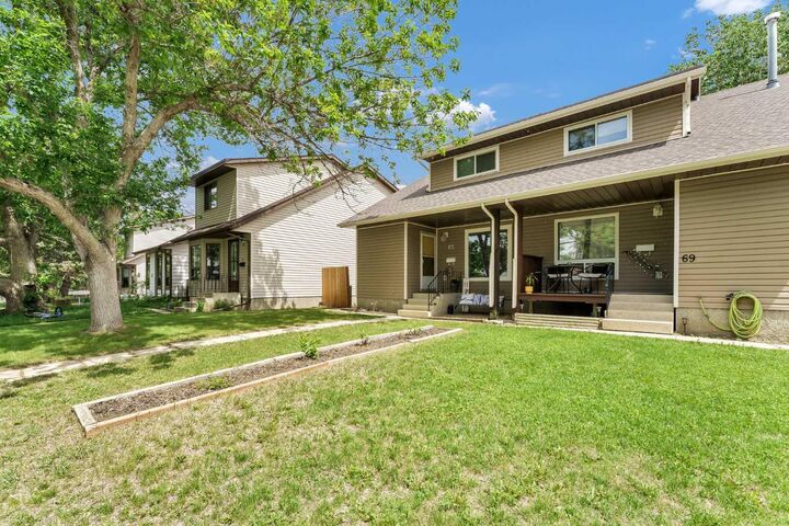 Property Photo: 65 South Ridge Crescent SW AB T1B 2P2