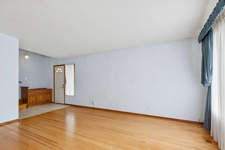 Property Photo: 4823 Brisebois Drive NW AB T2L 2G3