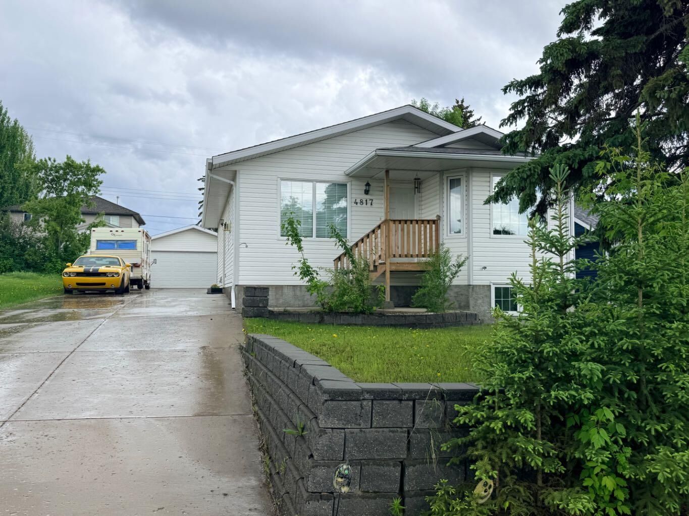 Property Photo:  4817 51 Avenue  AB T0B 2P0 