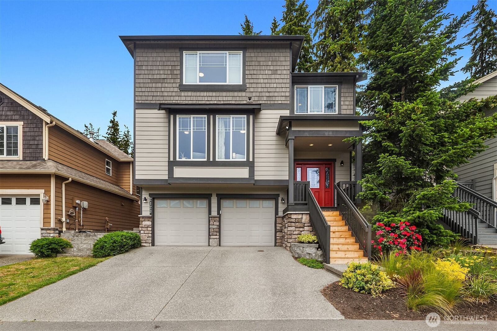 Property Photo: 2123 131st Place SW WA 98204
