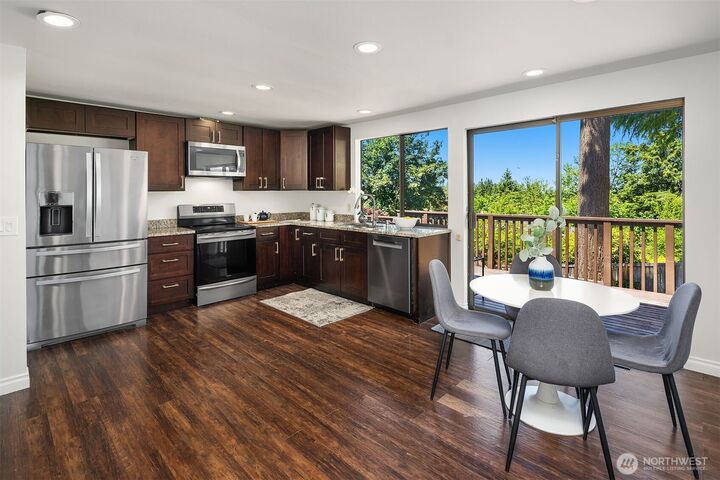 Property Photo:  14428 SE 49th Street  WA 98006 