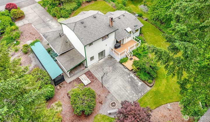 Property Photo:  27813  187th Avenue SE  WA 98042 