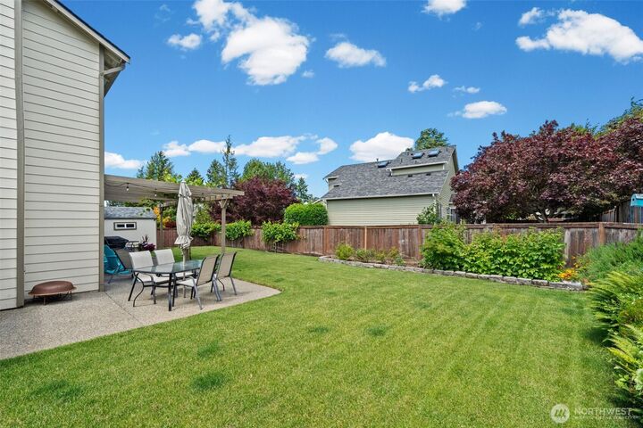 Property Photo:  14034 SE 237th Place  WA 98042 