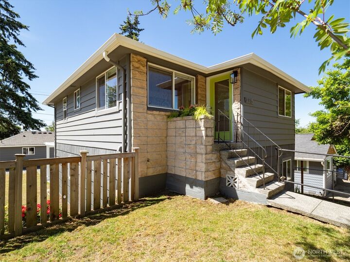 Property Photo: 2315 S Bateman Street WA 98108