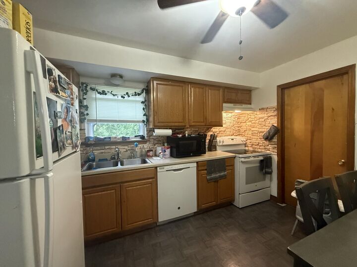 Property Photo:  3742 Norway Ave NW  VA 24017 